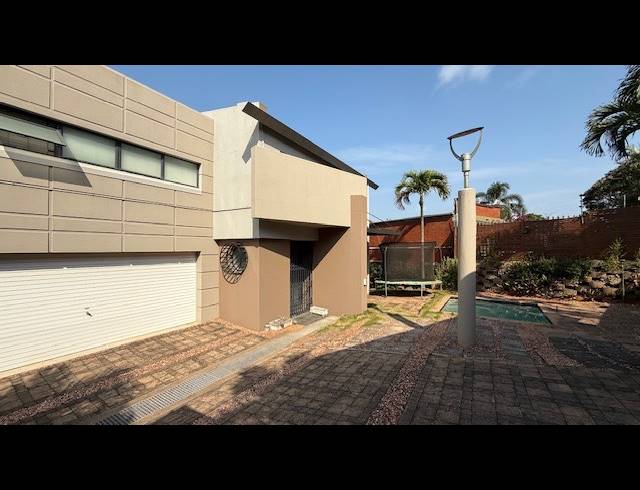 3 BEDROOM DUPLEX TO LET IN GLENWOOD